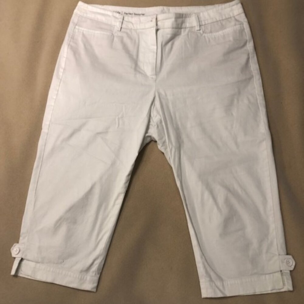 Talbots Perfect Skimmer, white, size 14 Petite.